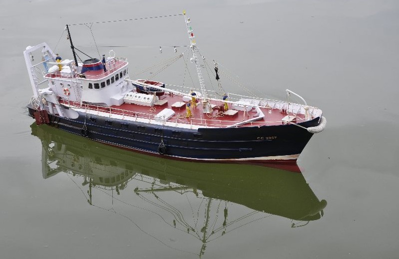 Chalutier hauturier, réalisation de modélisme naval